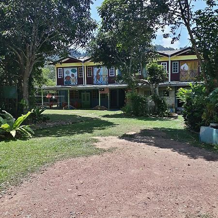 Tahan Guest House Kuala Tahan Zewnętrze zdjęcie