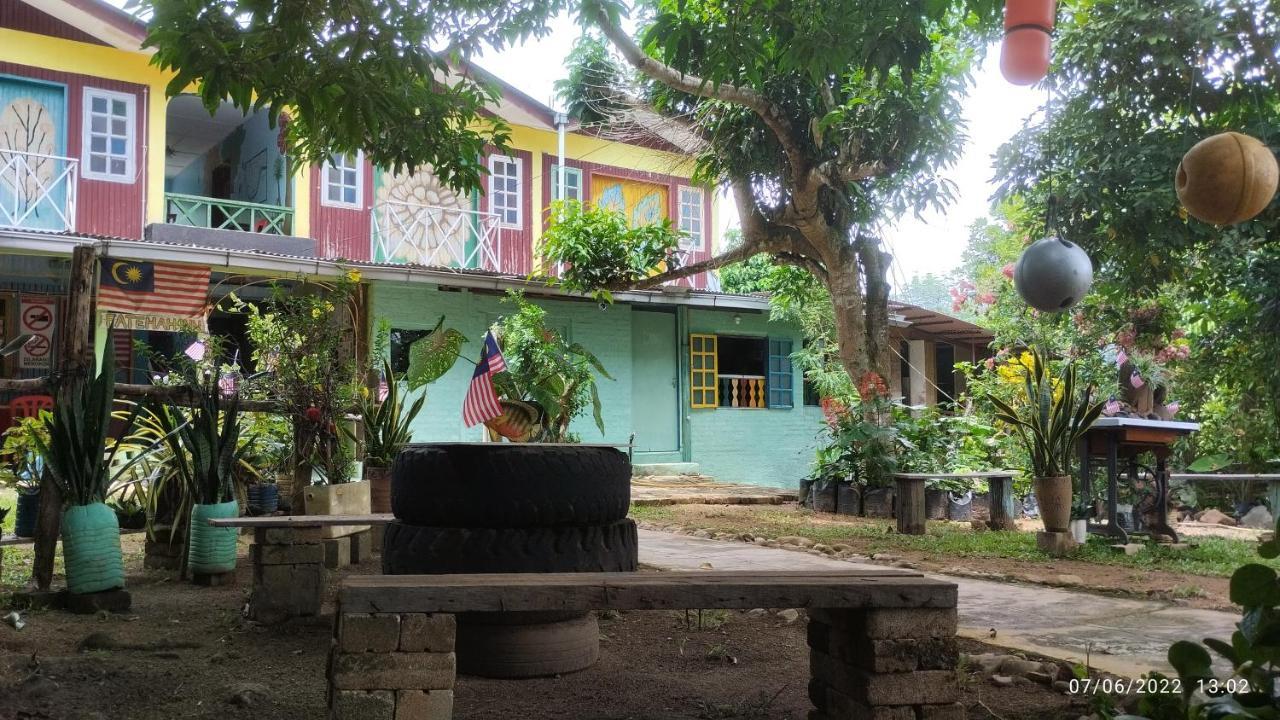 Tahan Guest House Kuala Tahan Zewnętrze zdjęcie