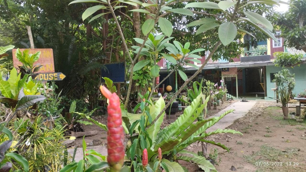 Tahan Guest House Kuala Tahan Zewnętrze zdjęcie